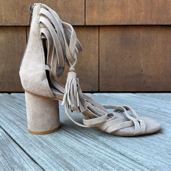 Jeffrey Campbell Despina Gray Taupe Suede Strappy Tassel Block Heels Size 6 - Picture 8 of 16